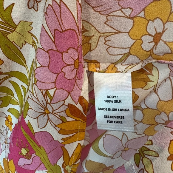 Spartina 449 100% Silk Cora Blouse Size Medium Heywards Rate Floral Like New - Picture 6 of 7